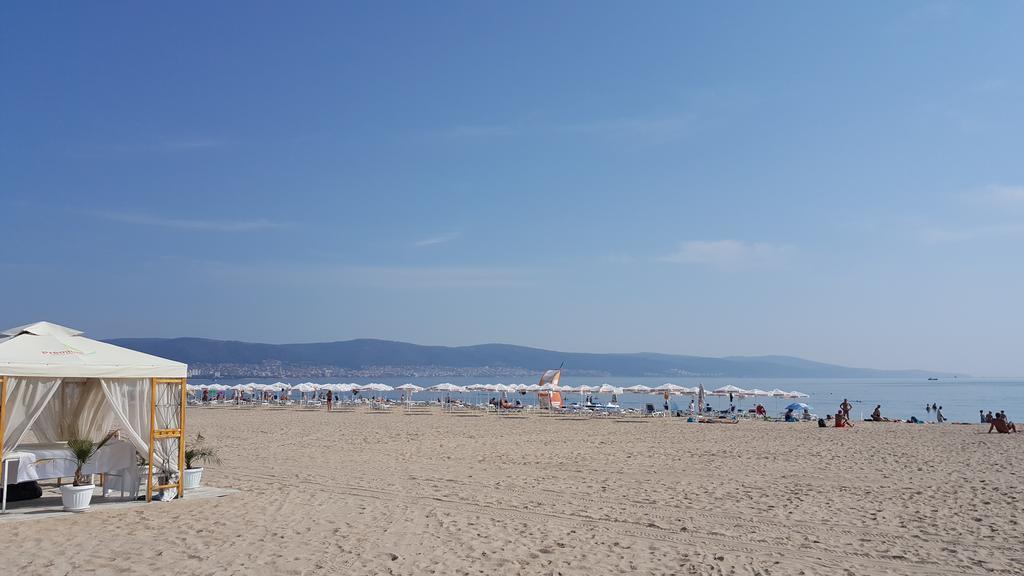 Royal Beach Private Apartments Sunny Beach Exterior foto